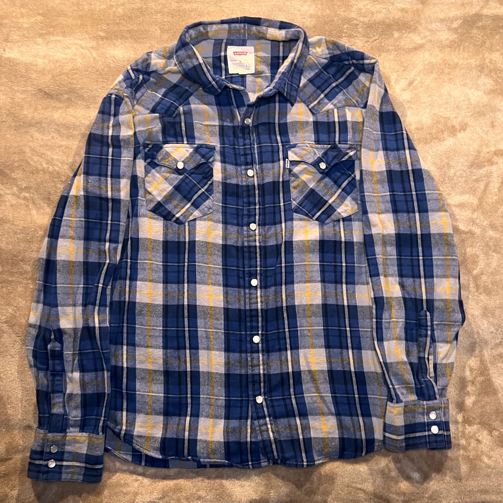 Levi’s Button Down